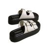 Veelzijdige Slippers met Dikke Zool voor Dames Zomer Modieus en Casual Eénlijn Strand Schoenen