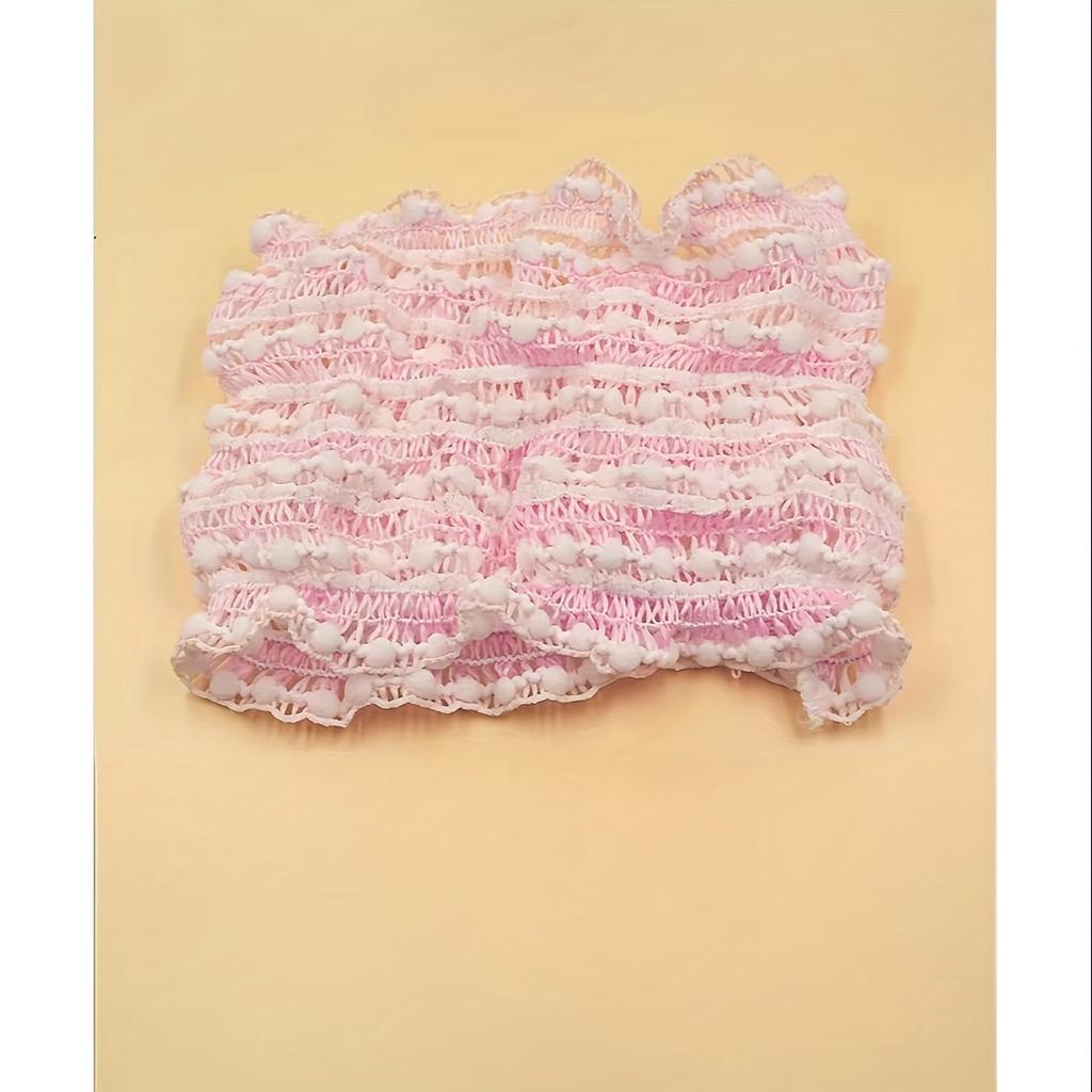 A Hair Tie for Washing Your Face, It Can Easily Hold Your Hair Back, Making Face Washing and Makeup Application Simpler. It Can Also Be Worn Daily