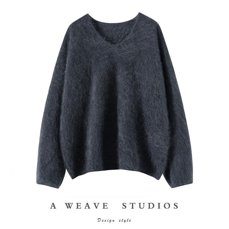 Women's V-Neck Slim-Fit Pure Cashmere Pullover Sweater - Soft & Luxurious Autumn/Winter Style