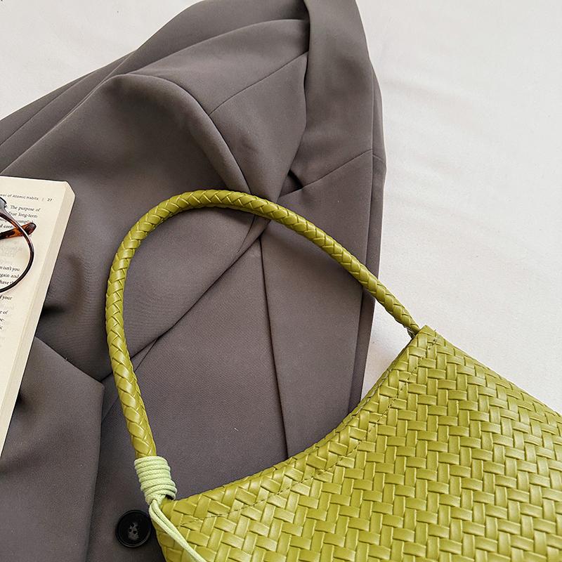Woven Texture Shoulder Bag with Braided Handle and Soft Structure Elegant Style for Daily Wear