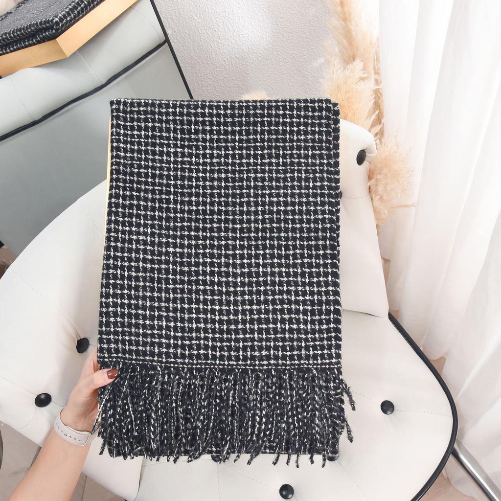 Imitation cashmere scarf women's high-end plaid scarf fashion temperament autumn and winter thickened warm outer shawl