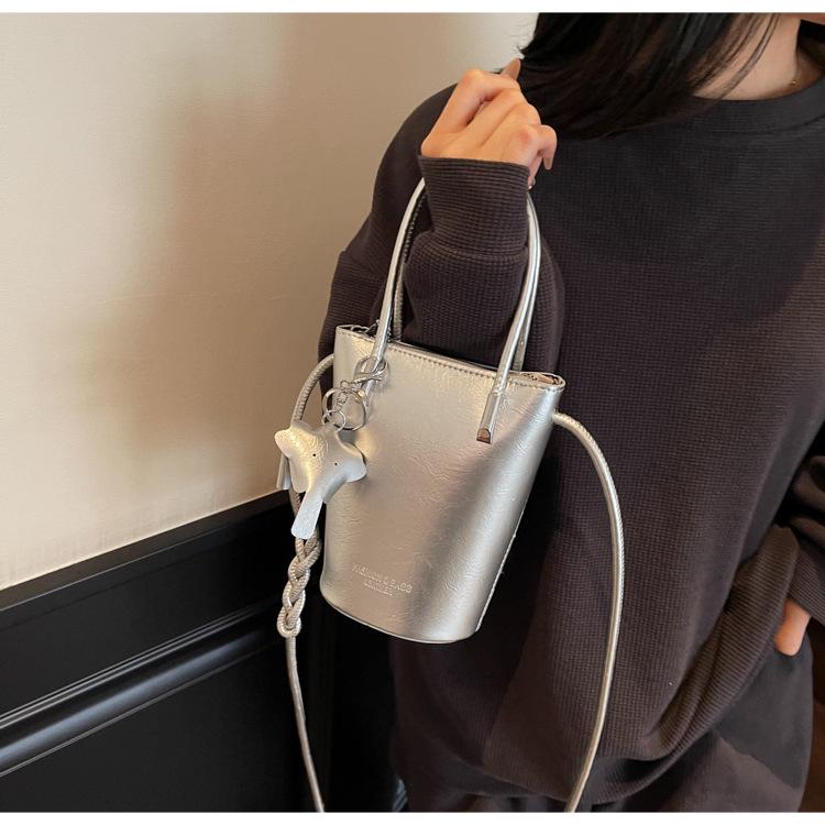 Women's 2025 Trendy Crossbody Bucket Handbag - Niche Design, Popular Lipstick Small Bag