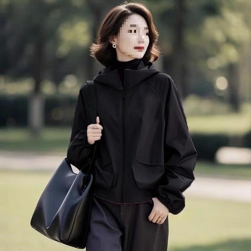 

Женская весенне-осенняя новая модель однотонная простая большая мода универсальная стильная спортивная ветровка с капюшоном XXXL чёрный