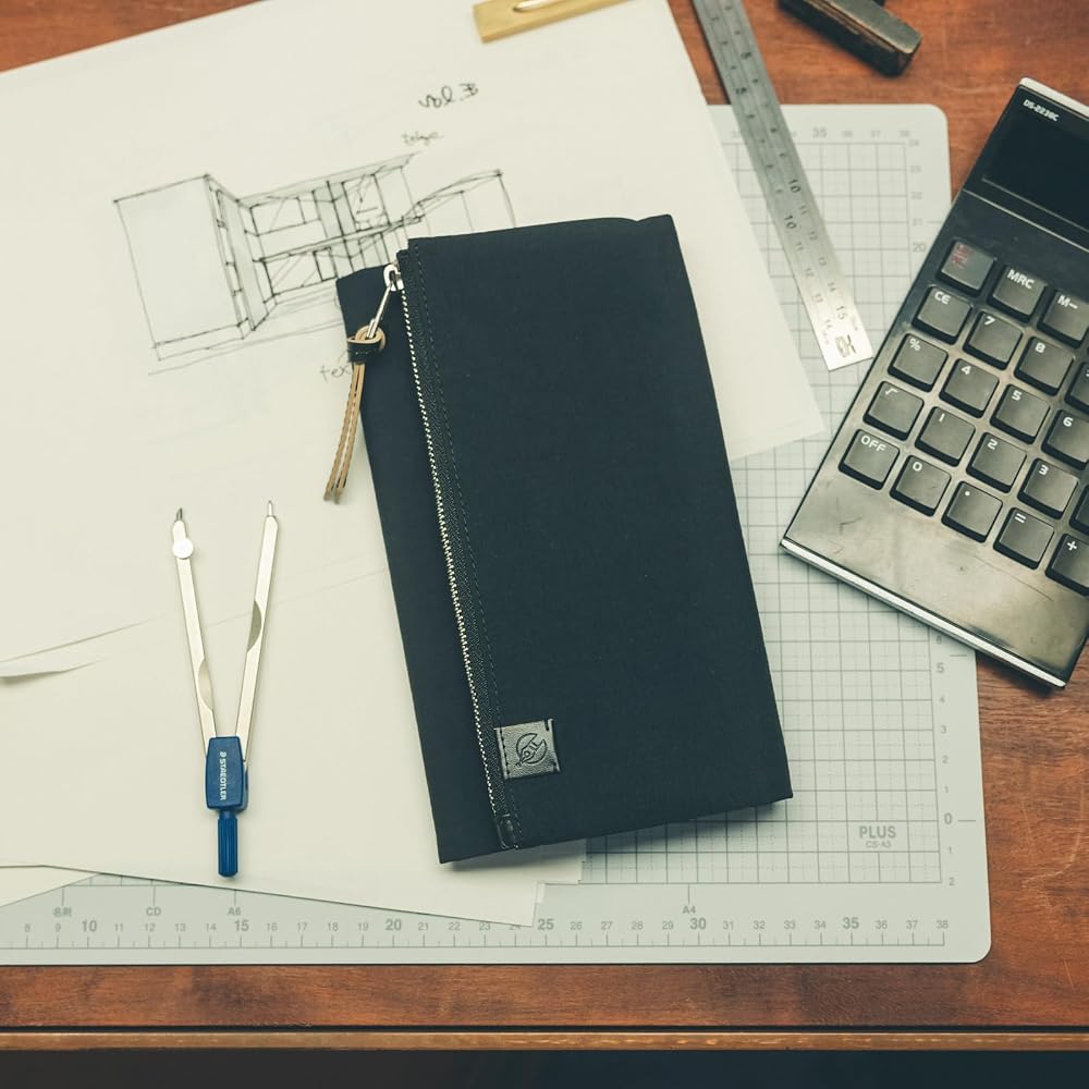 Hobonichi Notebook Weeks (Weekly Notebook) Cover Tragen (black) *Specifications Have Changed