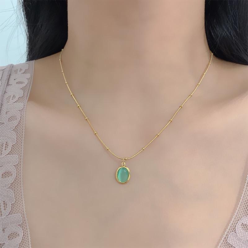 Lake Green Cat's Eye Necklace: Women's Simple Titanium Steel Clavicle Chain with Oval Stone and Freshwater Pearl Combination