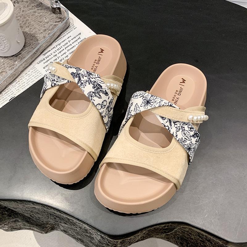 Flat Single Shoes Women's 2025 New Spring and Autumn Versatile Fashion Evening Breeze Round Head Shallow Mouth Mary Jane Grandma Shoes Half Drag