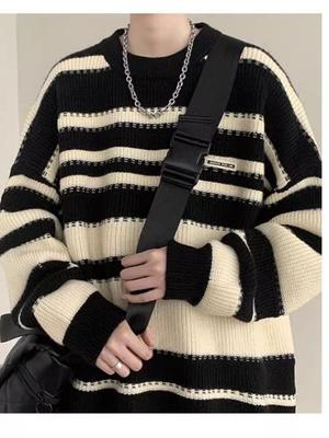 Men's Black & White Striped Round Neck Sweater, Autumn/Winter Japanese Retro Style Loose Knitwear