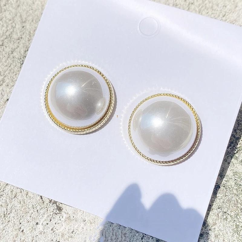 Trendy Big Round Stud Earrings for Women Korean Simple Button Imitation Pearl Brincos Temperament Zircon Christmas Gift