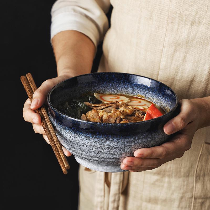 Japanese Ceramic Ramen Noodle Bowl - Large Conical Hat Design, Perfect for Instant Noodles, Soup, and Tableware.