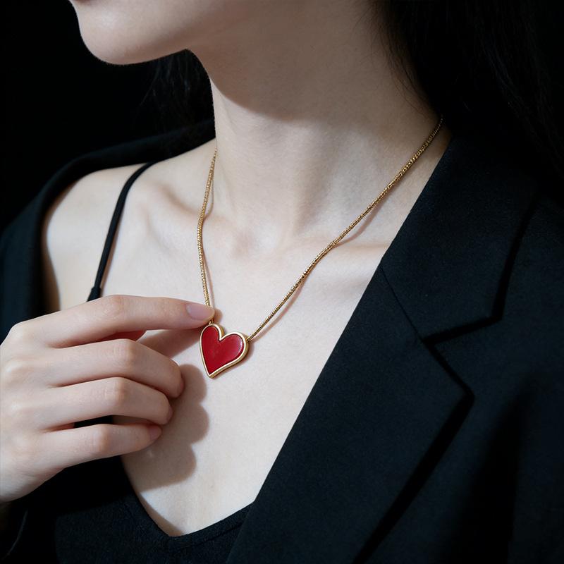 Collier en Acier Titane Amour - Polyvalent pour Femmes, Haut de Gamme, Printemps-Été, Luxe, Petite Échelle, Simple Chaîne de Collier