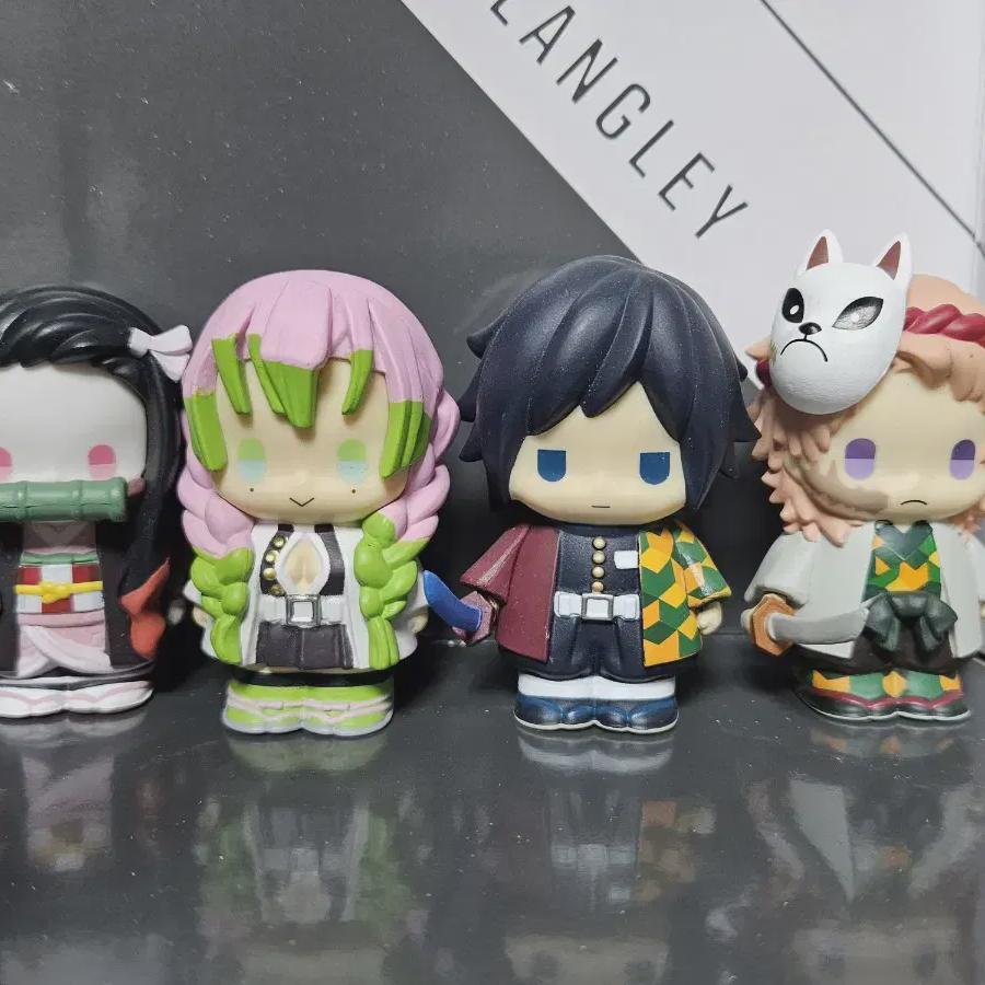 

Demon Slayer Papemus Bulk Sell