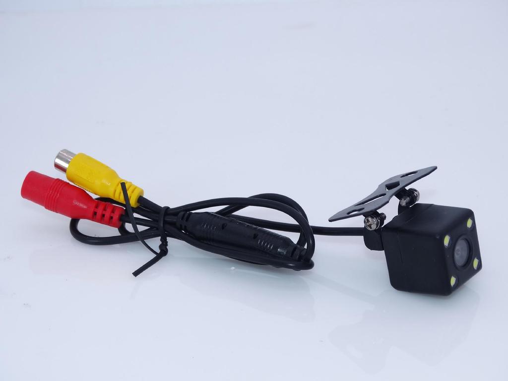 7-calowy monitor w lusterku wstecznym z krótką tablicą rejestracyjną i 7 światłami podczerwieni – bezprzewodowa kamera cofania