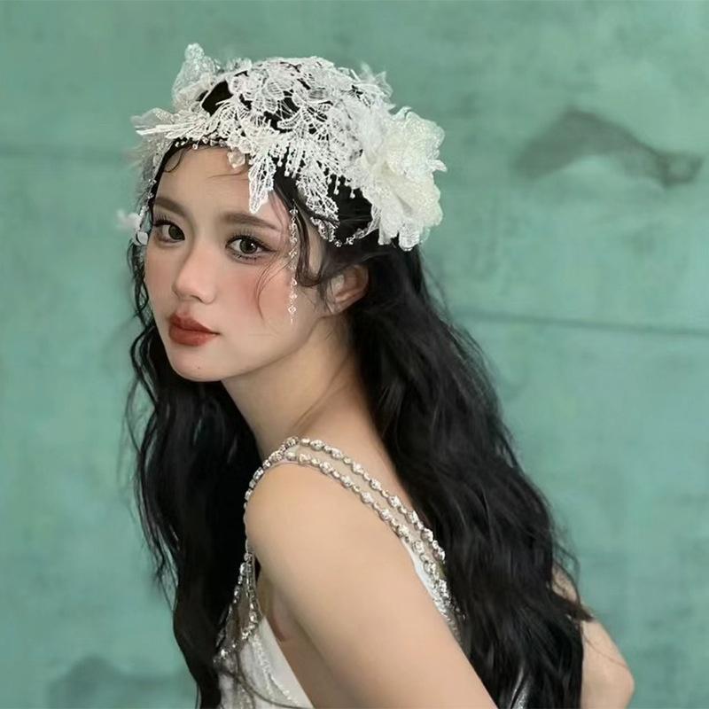 Original retro fairy beautiful bride lace hair accessories, new elegant Republic style cinema photo shoot wedding dress accessor