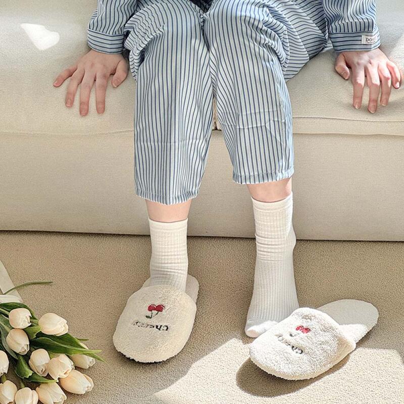 Фруктовые вишневые тапочки для гостиной