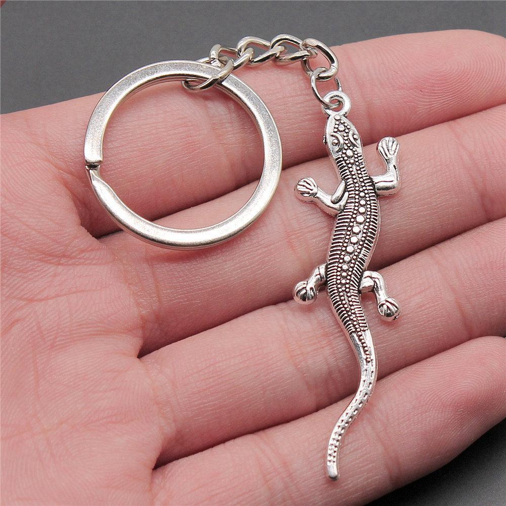 Halloween Spider Bat Spooky Keychain for Couples New Arrival Vintage Graduation Gift Simple Key Organizer