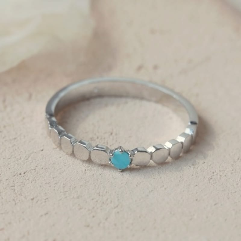 BELLOOGGI December (Turquoise) Birthstone Honeycomb Birthstone Ring