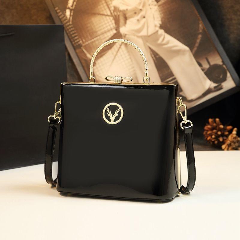 

Новая модная сумка через плечо с накладной через плечо