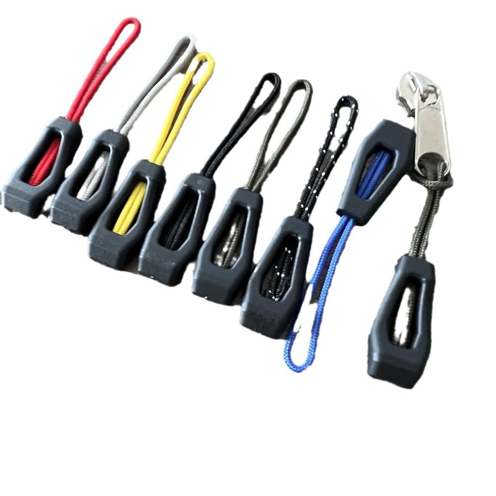 TPU No. 5 Zipper Pull: Injection-Molded Pull Tab with PVC Handle for Luggage and Clothing