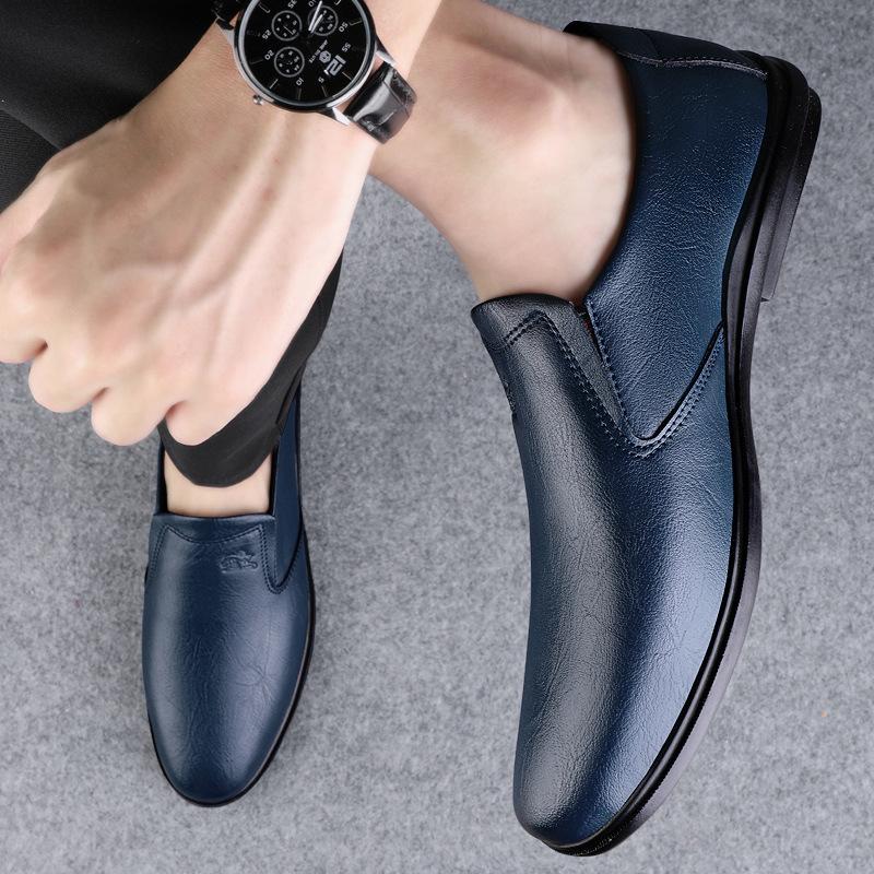 

Men s shoes 2025 summer new waterproof and non-slip soft-soled casual leather shoes men s British style Korean version one-pedal trendy shoes 46 синий