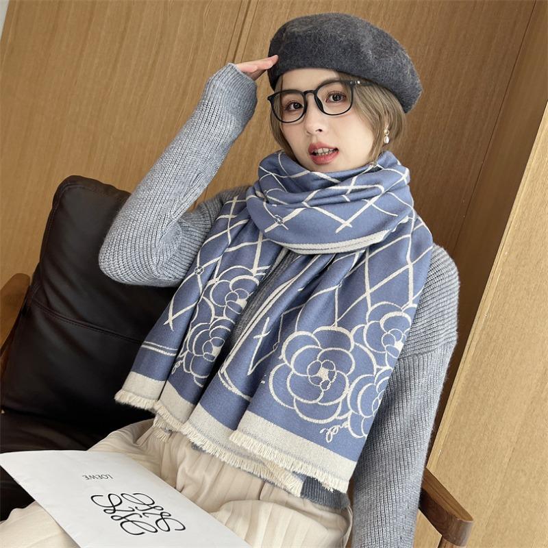 Winter camellia oblique plaid core-spun yarn jacquard scarf women's versatile cashmere shawl thickened warm and cold-proof scarf