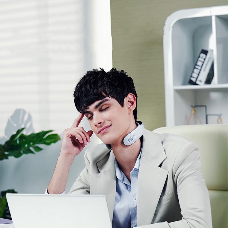 SKG Smart Neck Massager