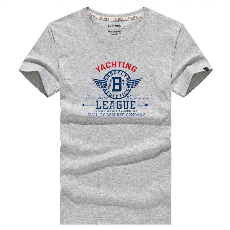 

Чоловіча футболка вільного крою білого кольору з круглим вирізом та коротким рукавом XXXL