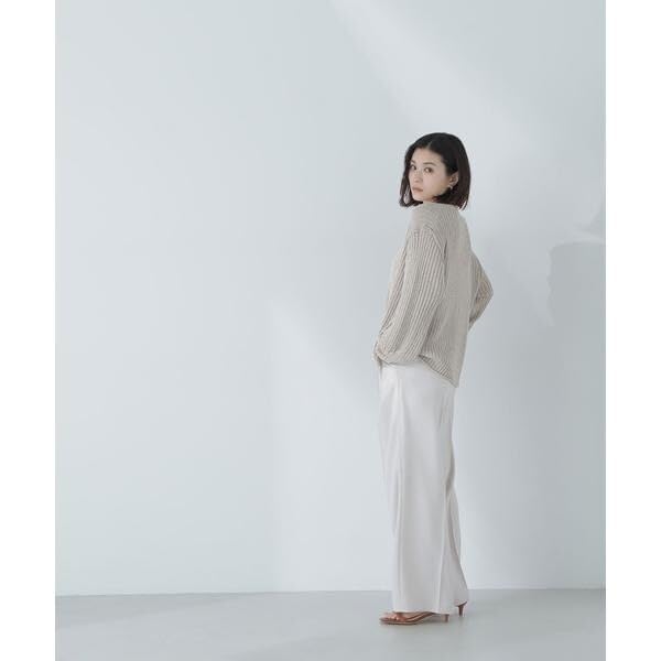 [Natural Beauty Basic] Deep V-neck Boxy Knit