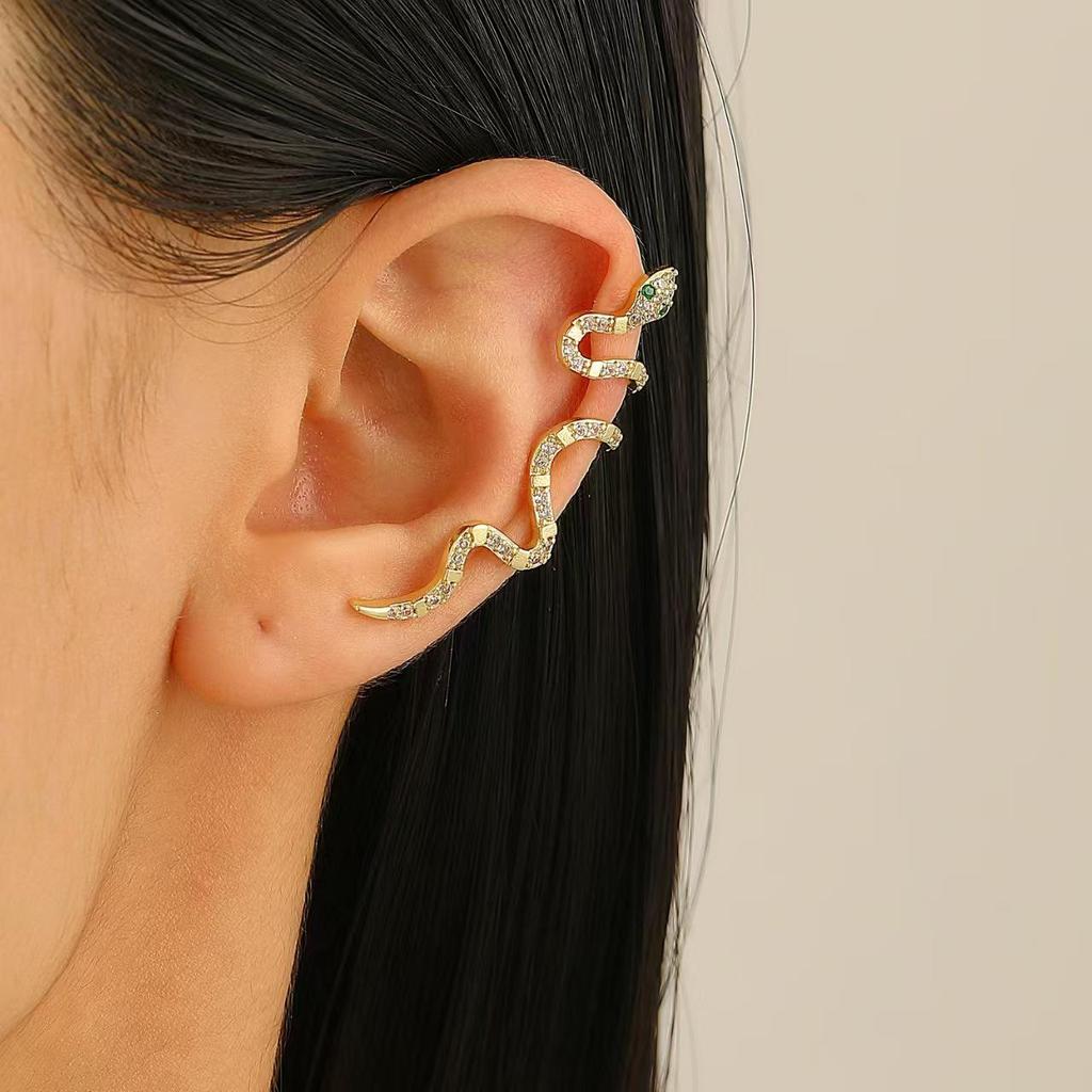 Elegant Diamond Snake Ear Clips - Non-Pierced, Minimalist Fashion, Niche Design