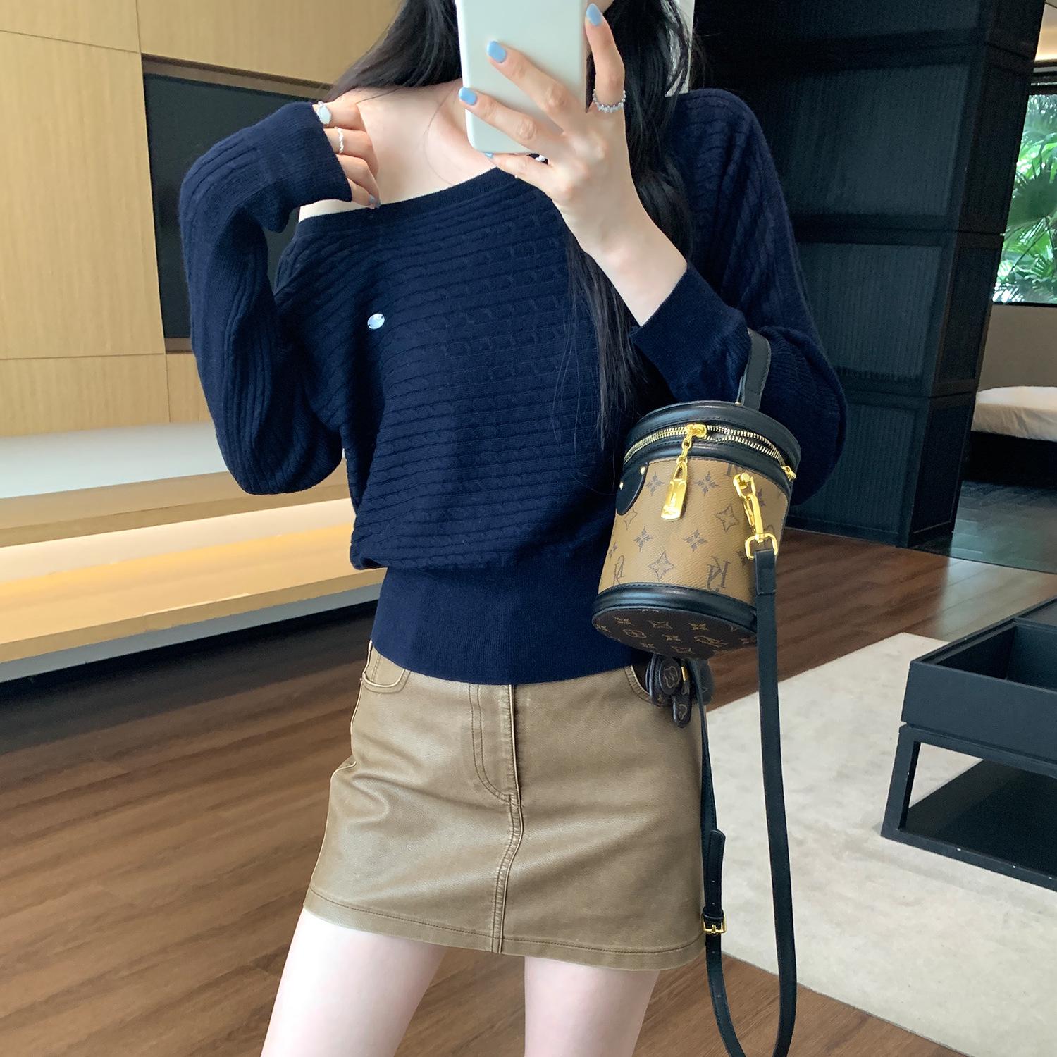 

Off-Shoulder Orange Twist Knit Sweater for Women - Autumn/Winter 2025 European Style, Slim Fit M