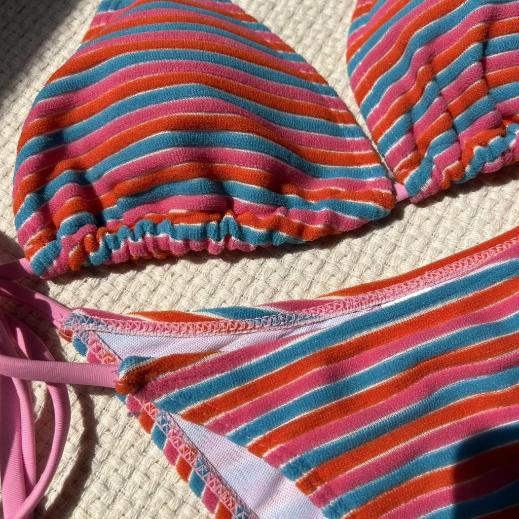 Set bikini pentru femei, în dungi, cu culoarea blocului