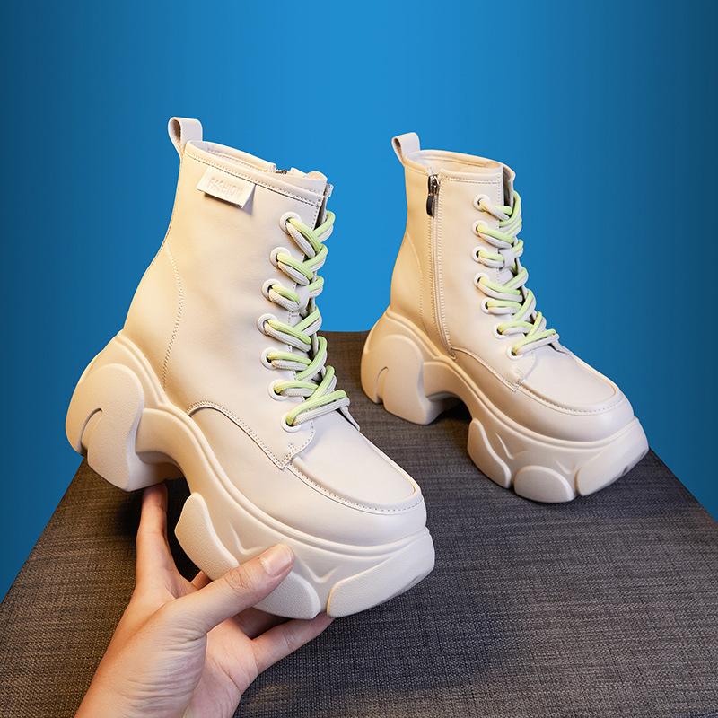 Thick-soled Martin Boots Women's 2025 Autumn and Winter New Leather Boots Small Inner Height Increase Medium Boots Children's British Style Short Boot