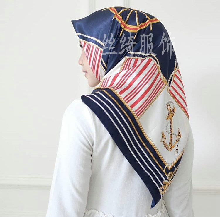 Høykvalitets luksuriøst silkeskjerf pannebånd Skjerf Halsskjerf For kvinner Kjede Silkeskjerf Dekorativt sjal for kvinner