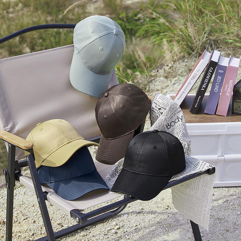 Дышащая бейсболка с солнцезащитным кремом — фото 4