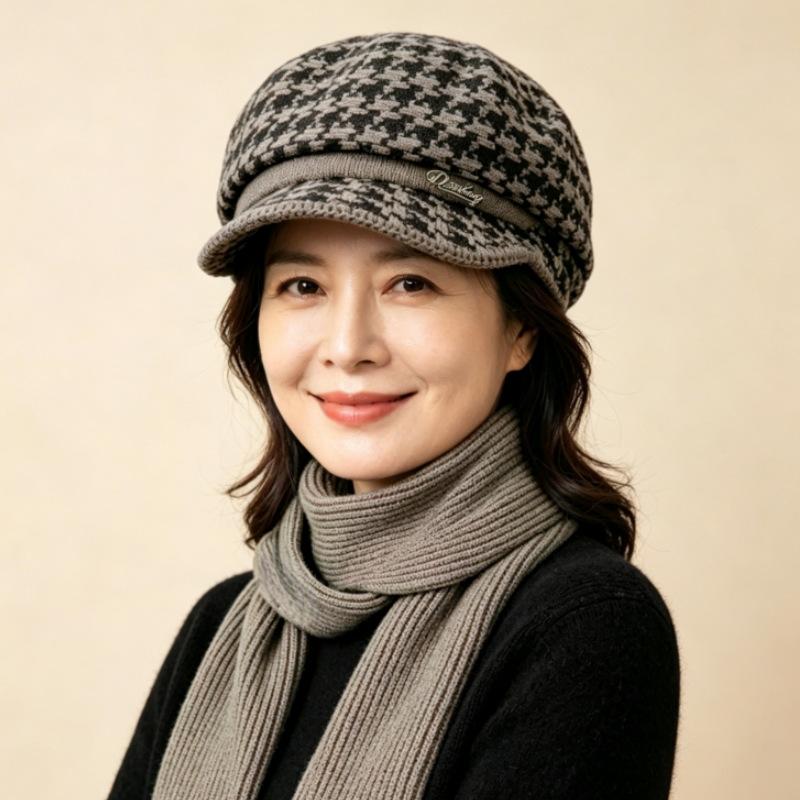 Middle-aged and Elderly Thermal Hats, Children's Autumn and Winter Fashion Berets, Ear Protectors, Mother Hats, Fleece and Cold-proof Knitted Wool Hat
