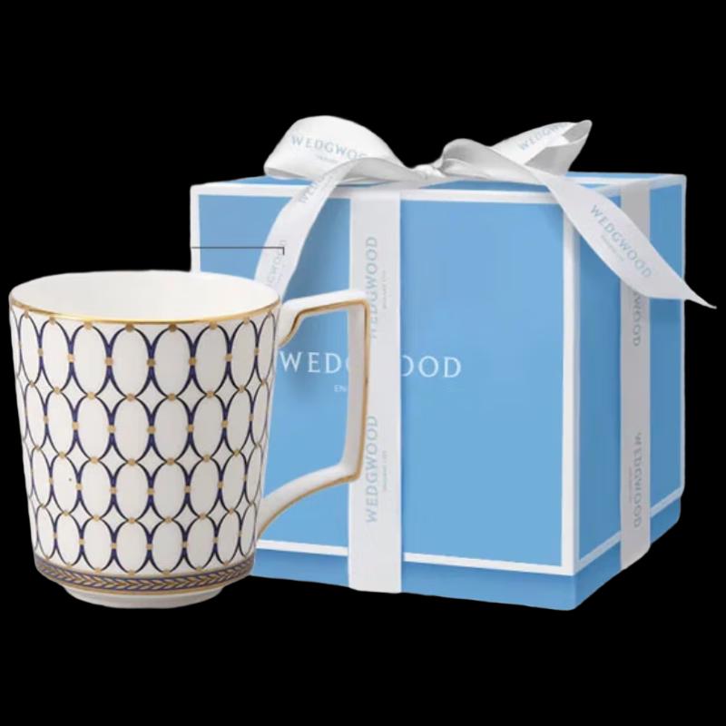 

Wedgwood Gilded Age Mug