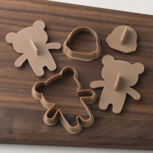 Kai KAI cookie cutter Rilakkuma stamp allows you to create facial expressions Cuddle cookie cutter Made in Japan DN0200