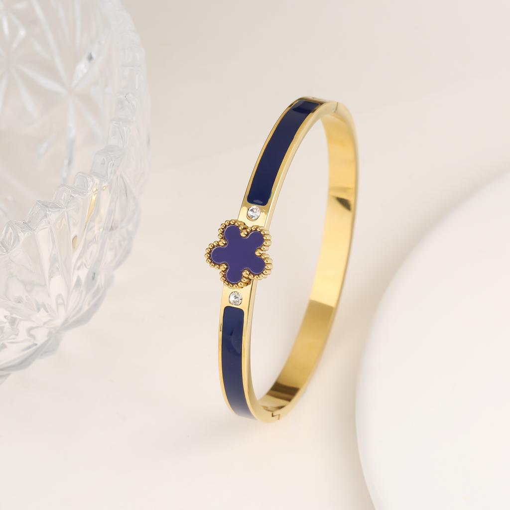 Nuova Tendenza Acciaio Inossidabile Pianta Fiore a Cinque Petali Bracciale Aperto Semplice Per Donna Gioielli di Lusso da Festa Accessori Regalo Fini Trifoglio