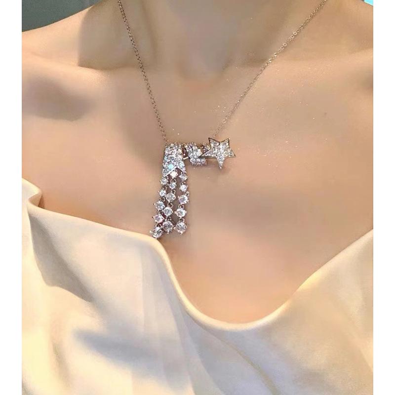 Luxurious Sparkling Star Comet Tassel Zirconia Necklace for Women