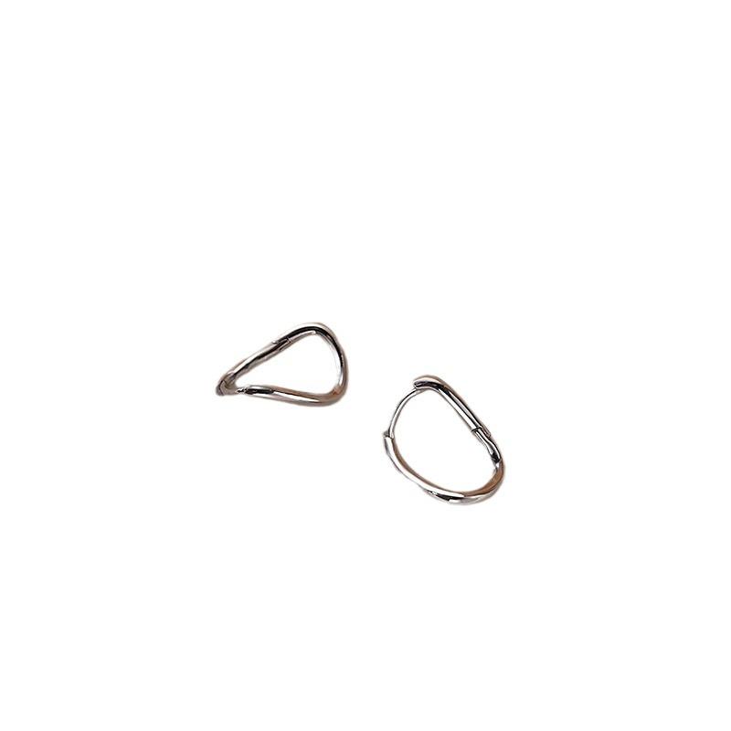 2024 Women's Minimalist Irregular Hoop Earrings - High-End Niche Design Jewelry