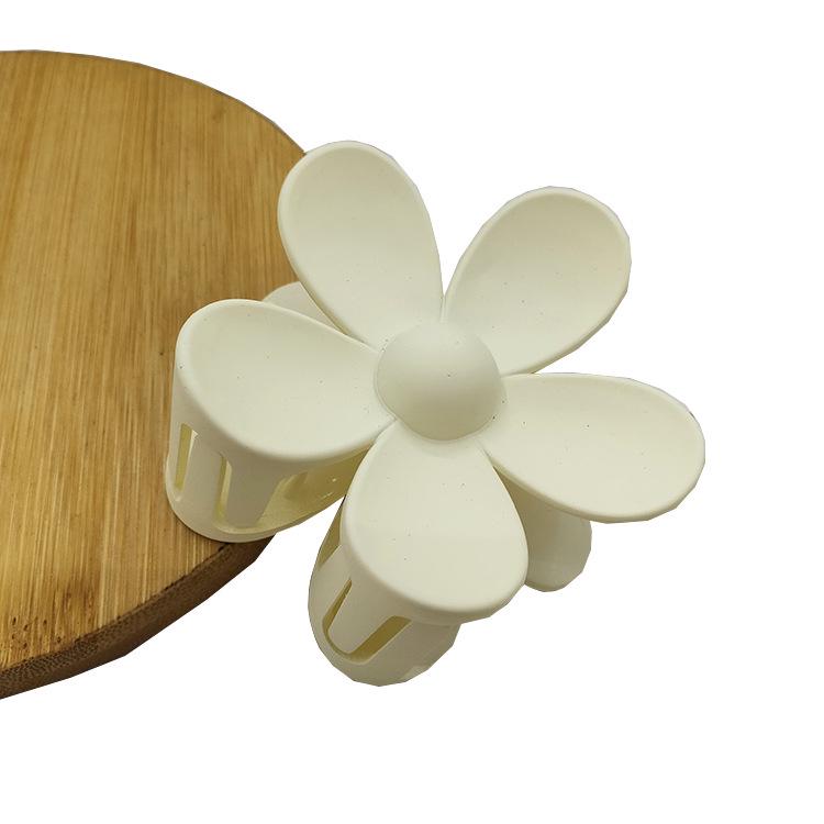 Matte Flower Hair Claw: Five-Petal Clip for Updo & Ponytail