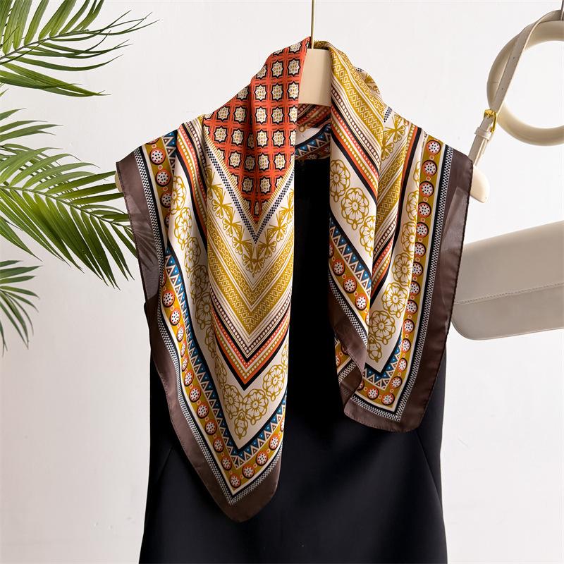 Leopard Print Scarf, Foreign Style Silk Scarf, Wind Square Scarf, Women'S Multi-Purpose Small Scarf Season 70X70Cm