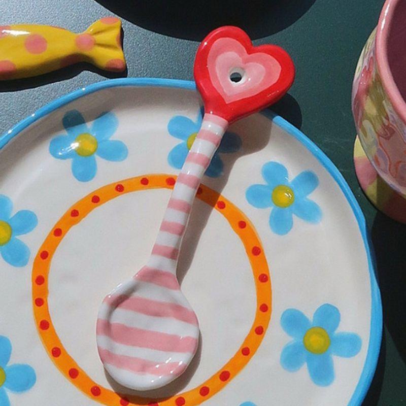 Deulkkot Ceramic Pink Heart Stripe Spoon