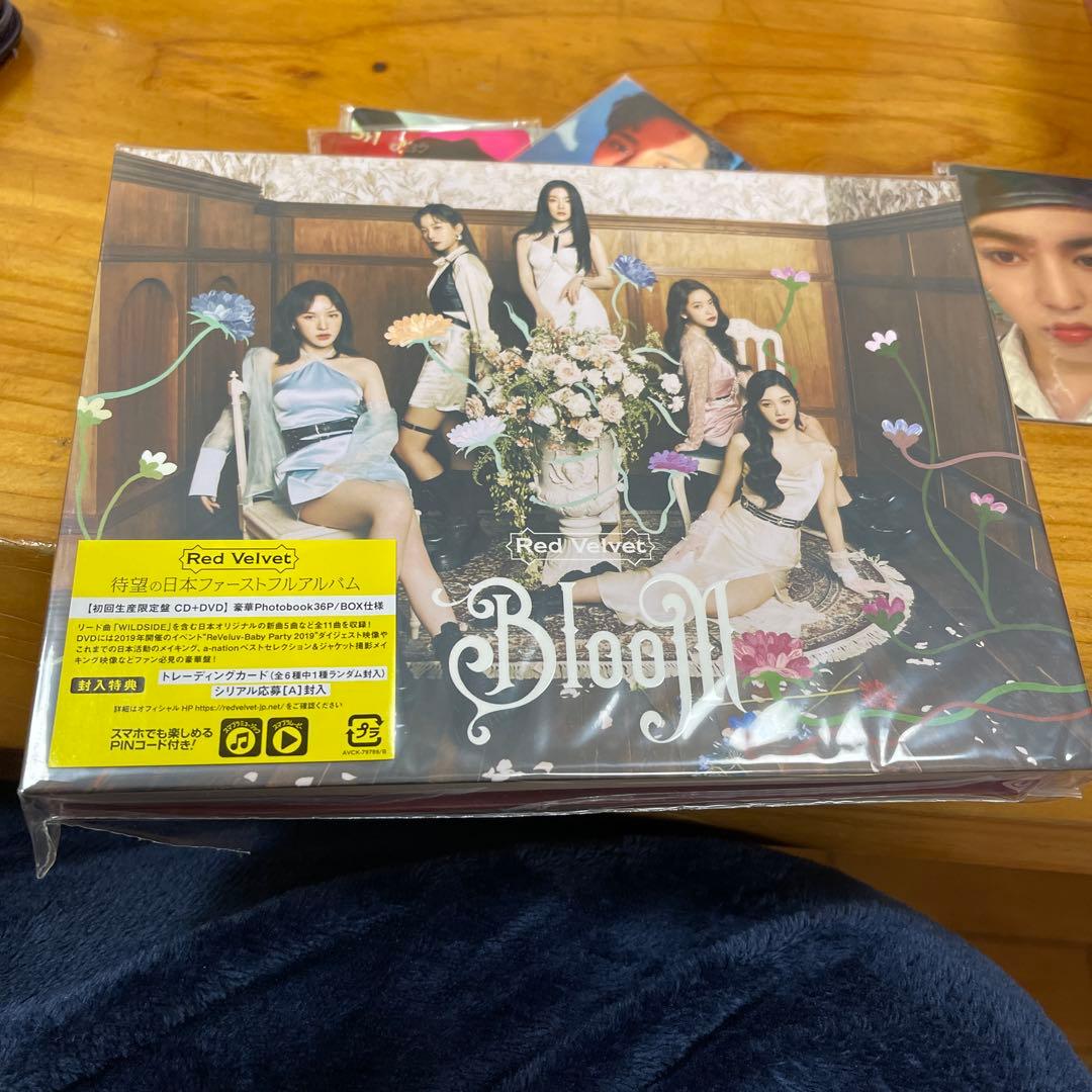 

[USED] Red Velvet Bloom Album with Photocards