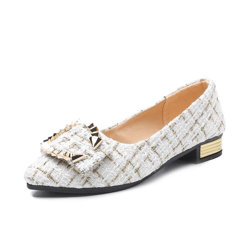 Fashion Thick Heeled Women's Shoes 2024 New Fully Equipped Pointed Flat Shoes Houndstooth Metal Decoration Shallow Mouth Middle Heel