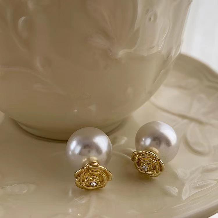 Elegant Two-Way Retro Camellia Pearl S925 Silver Ear Studs