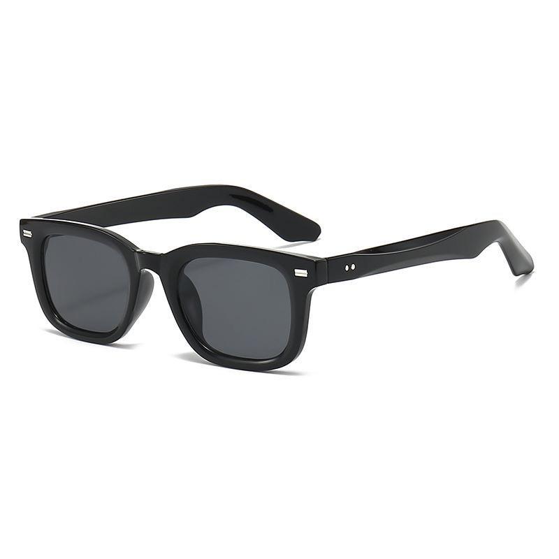 Anti-Blue Light Color-Changing Glasses, Male And Female Retro Wings Flat Light Anti-Blue Light Glasses Anti-Ultraviolet