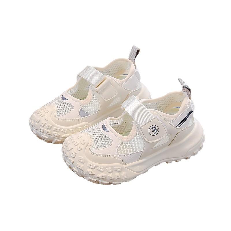 Medium and large children's breathable mesh frame shoes hollow sports sandals girls popular casual soft sole non-slip tire shoes