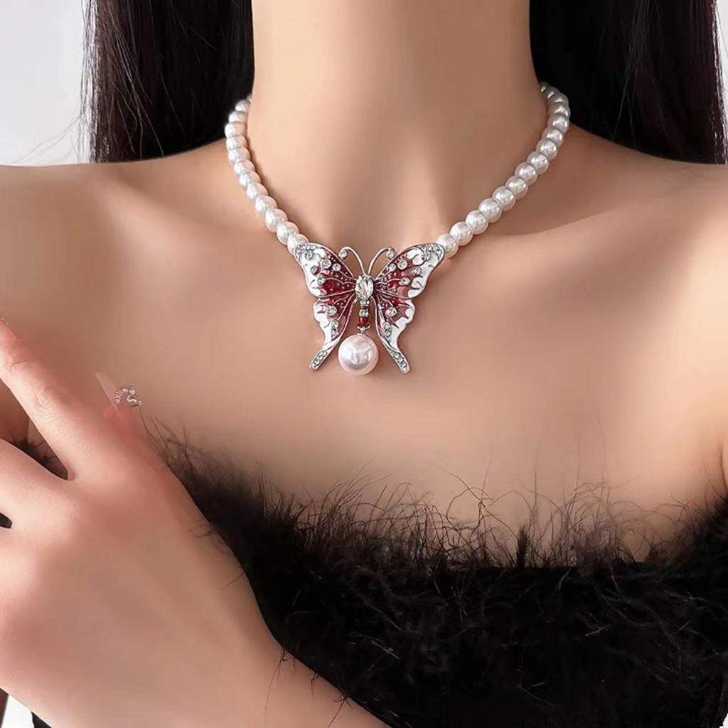 GemChic Women's Necklace Cool Hottie Red Velvet Drop Oil Fringe Necklace Ladies Fashion Clavicle Chain Birthday Christmas Jewelry Gift