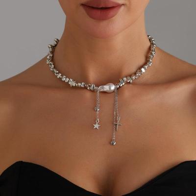 Collier Choker Pendentif Pompon Coeur Amour Vintage Pour Femmes Chaîne Clavicule Créative Bijou de Cou de Mariage Cadeau