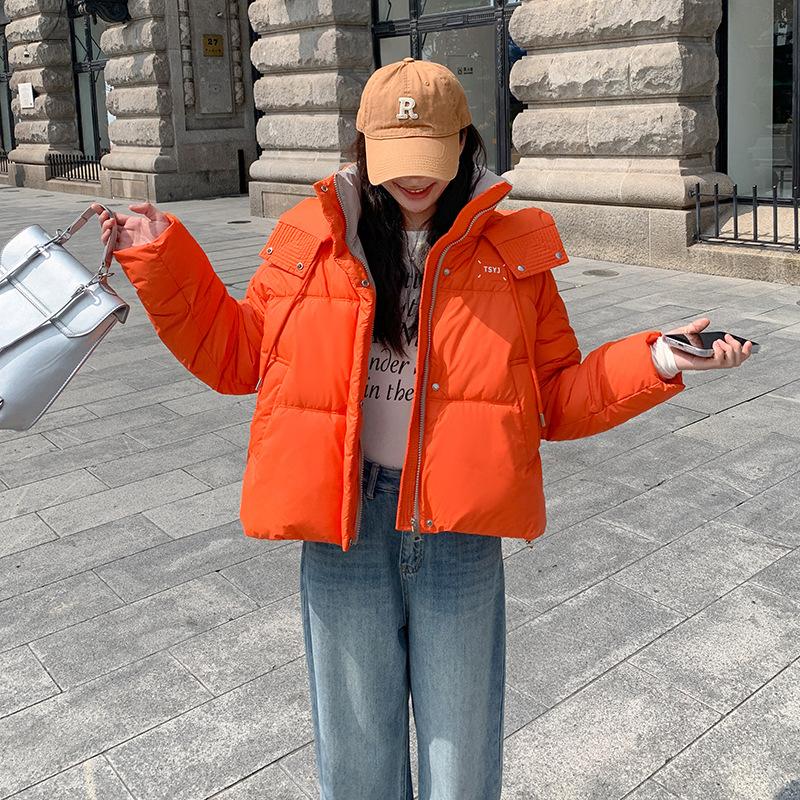 Cotton and thickened down cotton jacket women's new warm hooded bread jacket and cotton jacket for winter 2025